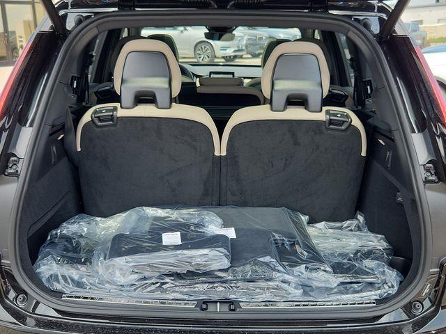 2026 Volvo XC90 - $61,220