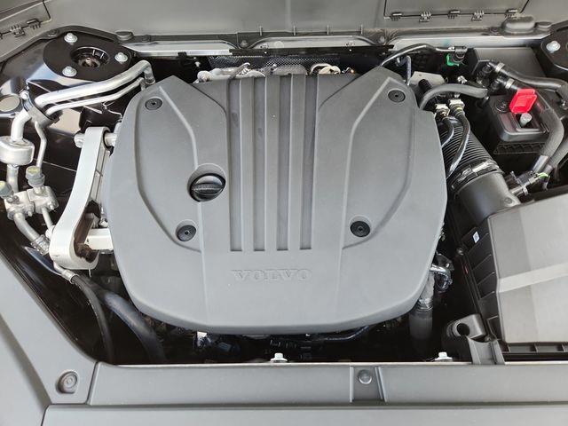 2026 Volvo XC90 - $61,220