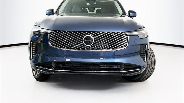 2026 Volvo XC90 B5 Plus 7P