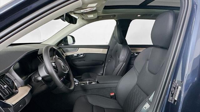 2026 Volvo XC90 B5 Plus 7P