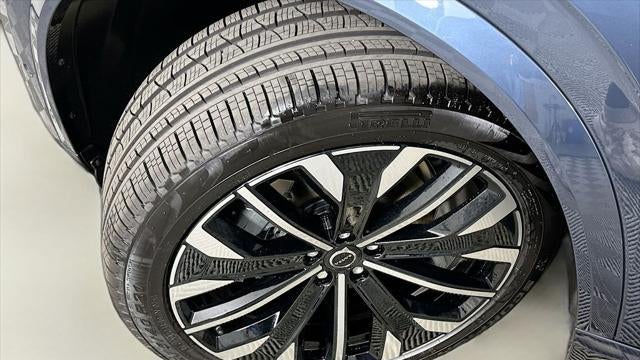 2026 Volvo XC90 B5 Plus 7P