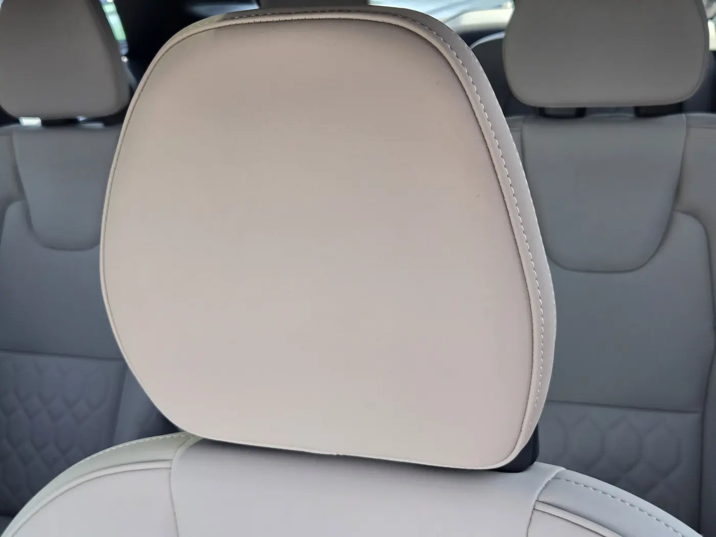 2026 Volvo XC90 - $55,959