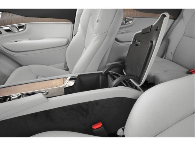 2025 Volvo XC90 - $50,130