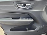 2025 XC60 Thumbnail 19