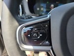 2025 XC60 Thumbnail 11