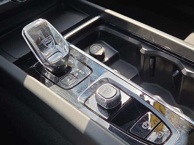 2026 Volvo XC60 - $41,795