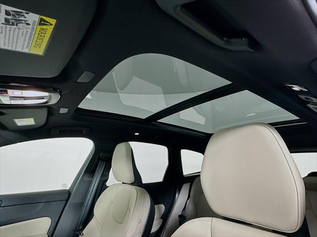 2026 Volvo XC60 - $50,582