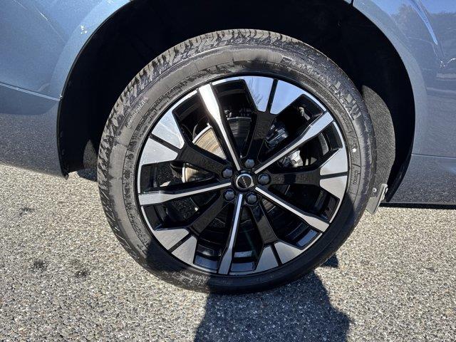 2026 Volvo XC60 - $39,899