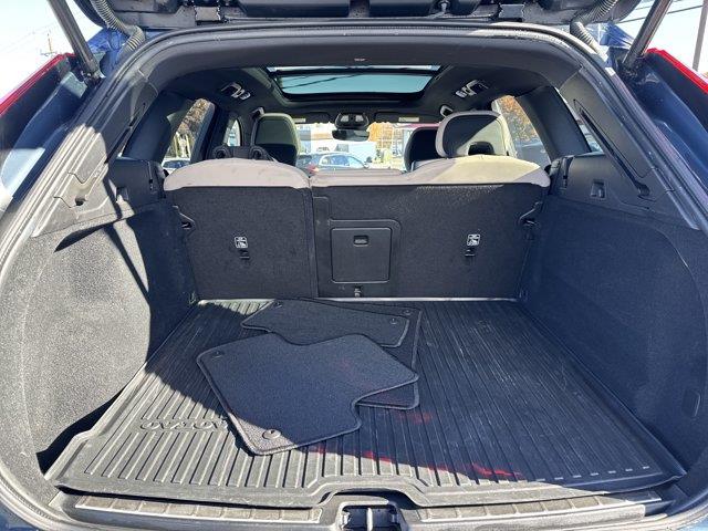 2026 Volvo XC60 - $39,899