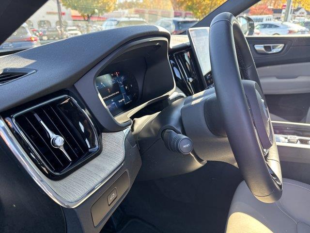 2026 Volvo XC60 - $39,899