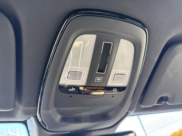 2026 Volvo XC60 - $39,899