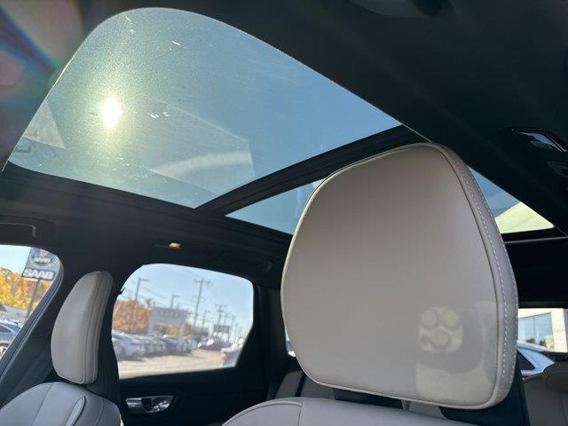 2026 Volvo XC60 - $39,899