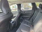 2025 XC60 Thumbnail 8