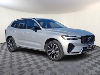2025 Volvo XC60 with Silver Dawn Metallic Exterior