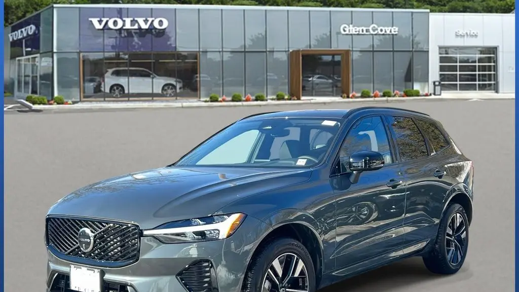 2026 Volvo XC60 B5 Plus