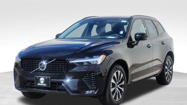 2025 Volvo XC60 B5 Plus Dark Theme