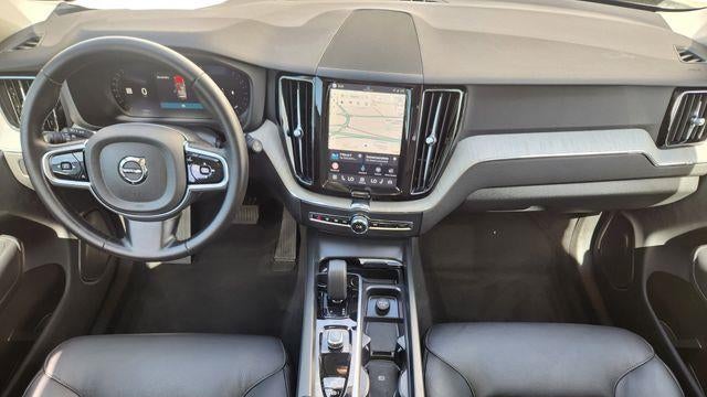 2025 Volvo XC60 B5 Plus Dark Theme