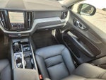 2025 XC60 Thumbnail 14