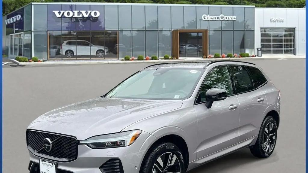 2026 Volvo XC60 B5 Plus