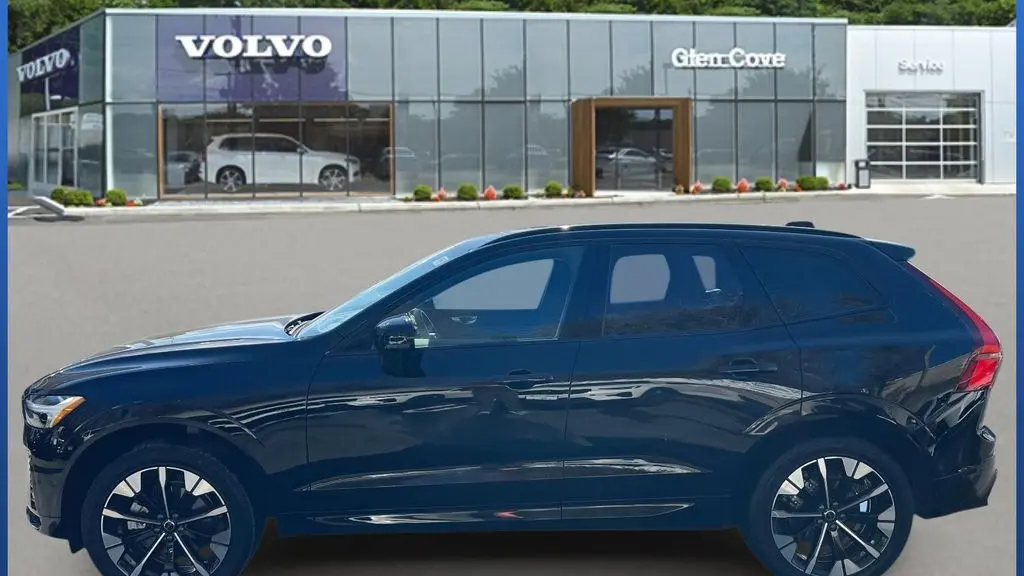 2026 Volvo XC60 B5 Plus