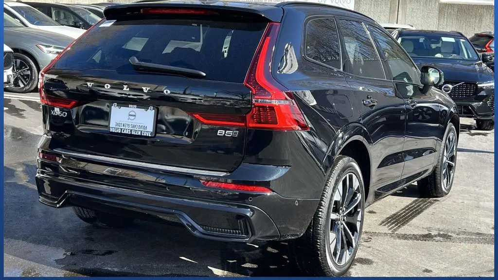2026 Volvo XC60 B5 Plus