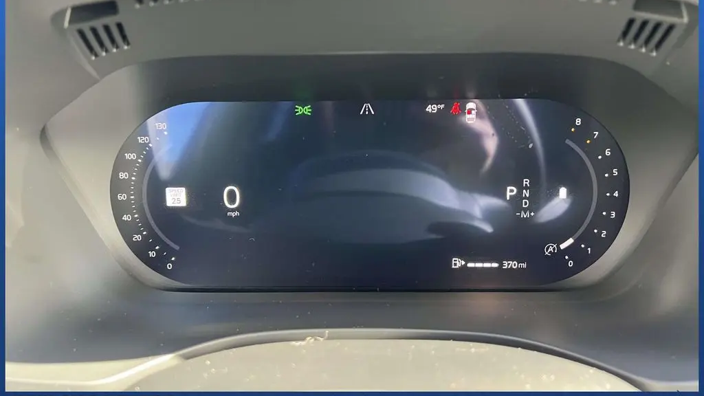 2026 Volvo XC60 B5 Plus