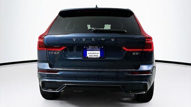 2026 Volvo XC60 B5 Plus