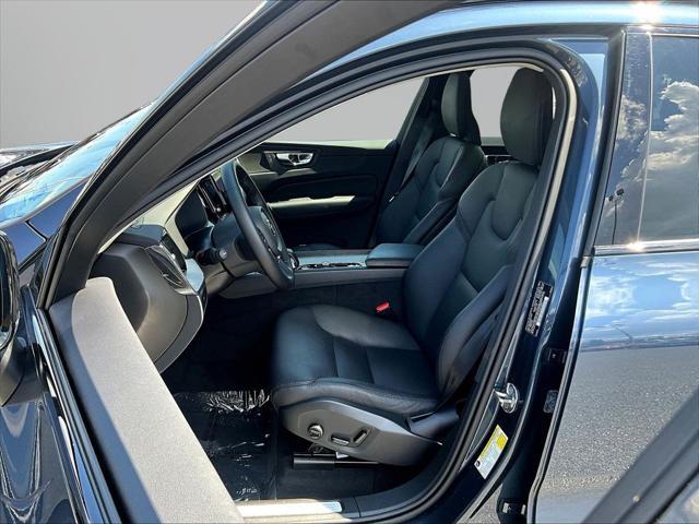 2025 Volvo XC60 - $35,499