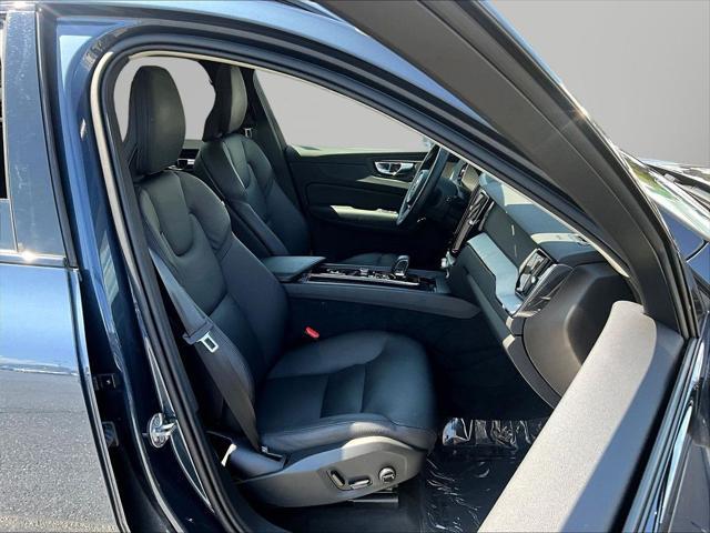 2025 Volvo XC60 - $35,499