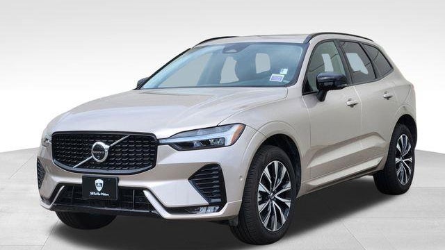2025 Volvo XC60 B5 Plus Dark Theme