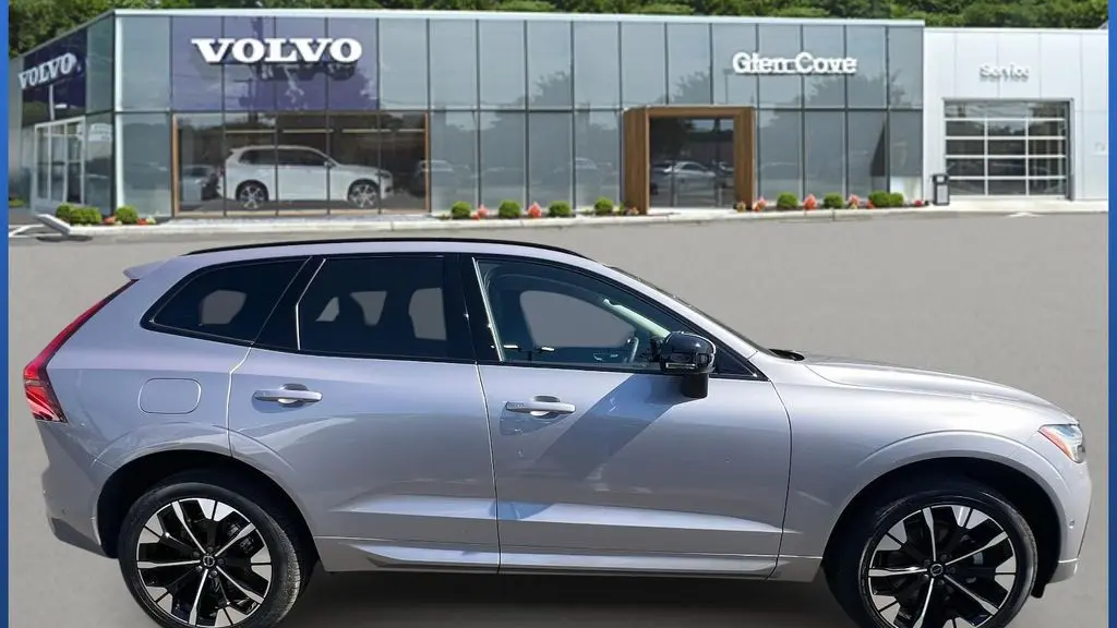 2026 Volvo XC60 B5 Plus