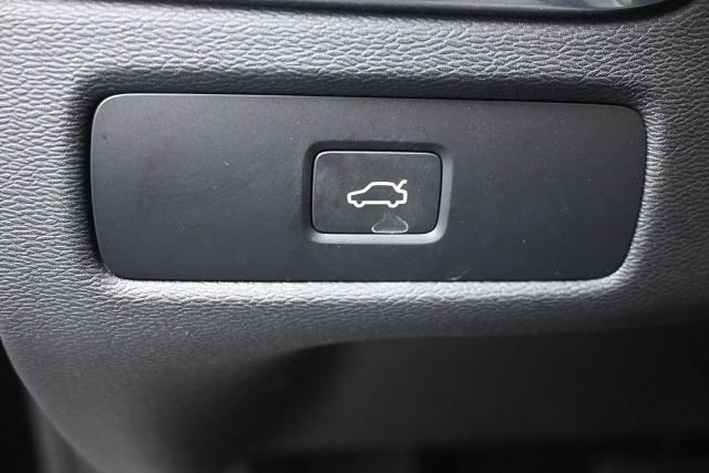 2025 Volvo XC60 - $39,285