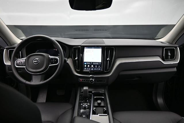 2025 Volvo XC60 - $39,285
