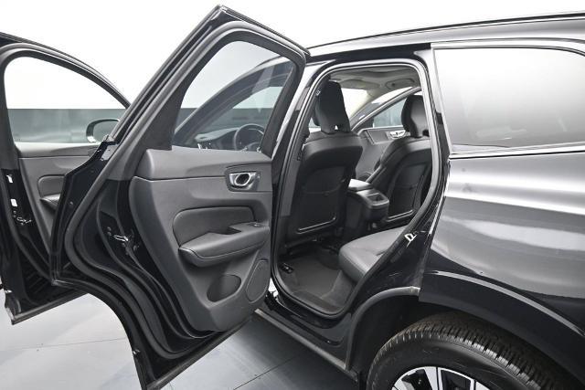 2025 Volvo XC60 - $39,326