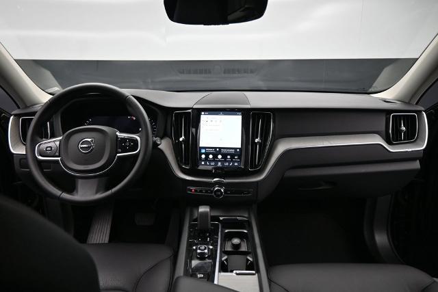 2025 Volvo XC60 - $39,326