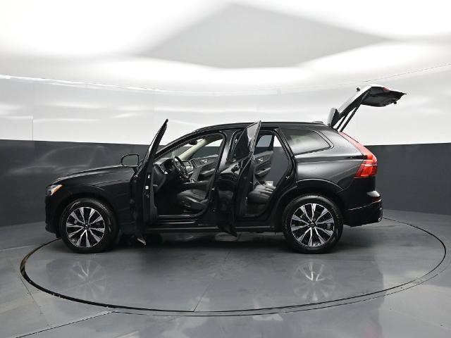 2025 Volvo XC60 - $39,326