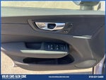 2026 XC60 Thumbnail 14