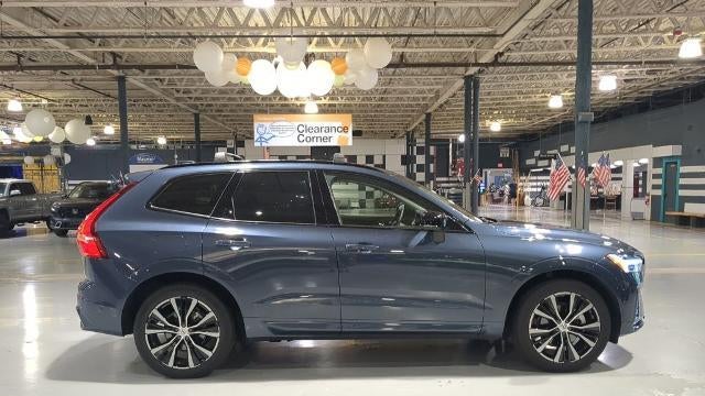 2025 Volvo XC60 B5 Plus Dark Theme