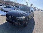 2025 XC60 Thumbnail 3