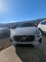 2026 XC60 Thumbnail 8