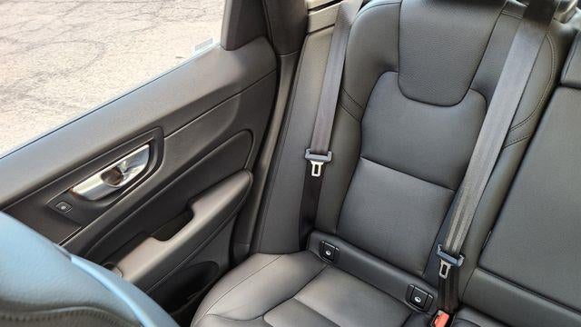 2025 Volvo XC60 B5 Plus Dark Theme