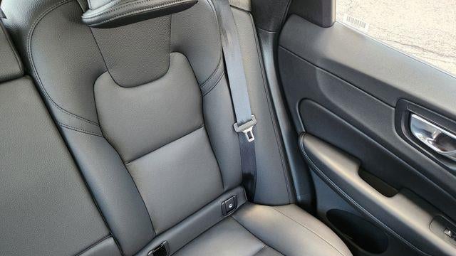 2025 Volvo XC60 B5 Plus Dark Theme