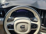 2025 XC60 Thumbnail 22