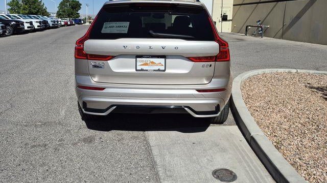 2025 Volvo XC60 B5 Plus Dark Theme