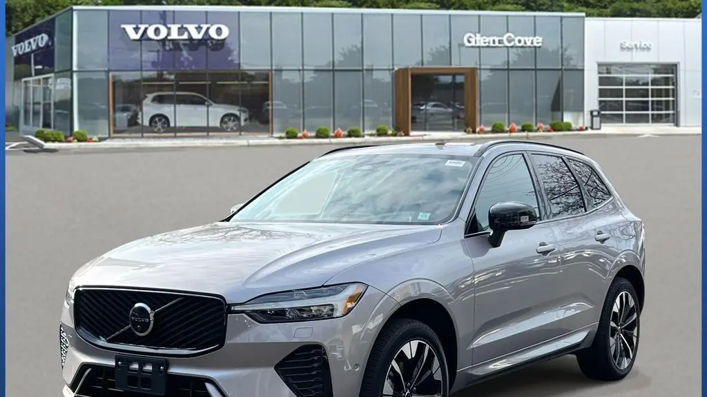 2026 Volvo XC60 B5 Plus