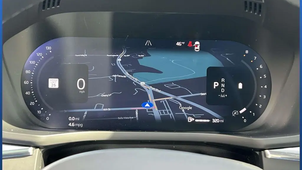 2026 Volvo XC60 B5 Plus