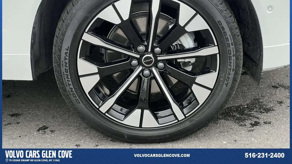 2026 Volvo XC60 B5 Plus