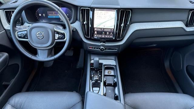 2025 Volvo XC60 B5 Plus Dark Theme