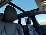 2025 XC60 Thumbnail 18
