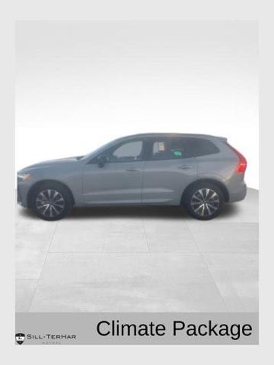 2025 Volvo XC60 AWD B5 Plus Dark Theme 4DR SUV